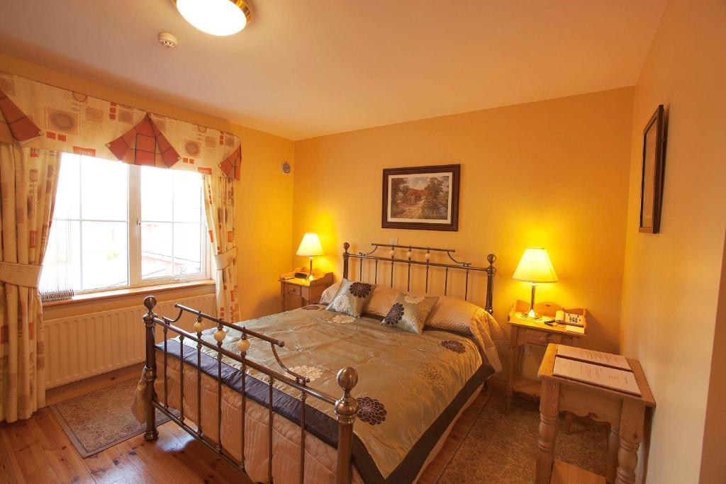 Ard Na Breatha House Hotel Donegal Town Room photo